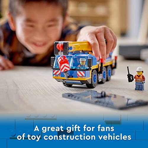 Mobile Crane Truck Toy Building Set with 2 Minifigures T3809