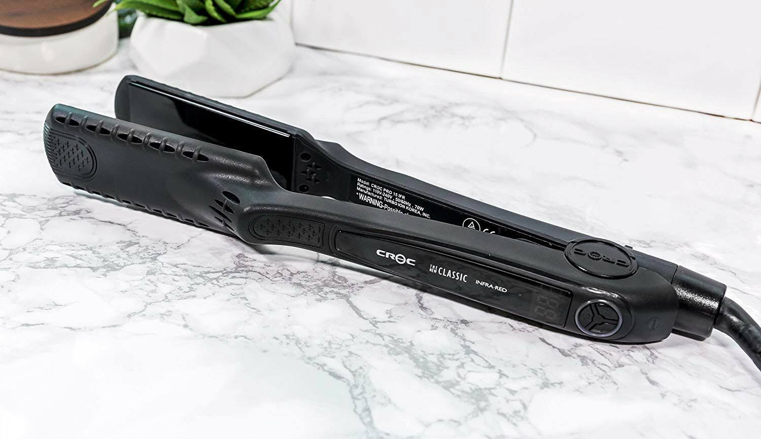 Black Titanium 1.5x22 Flat Iron A222