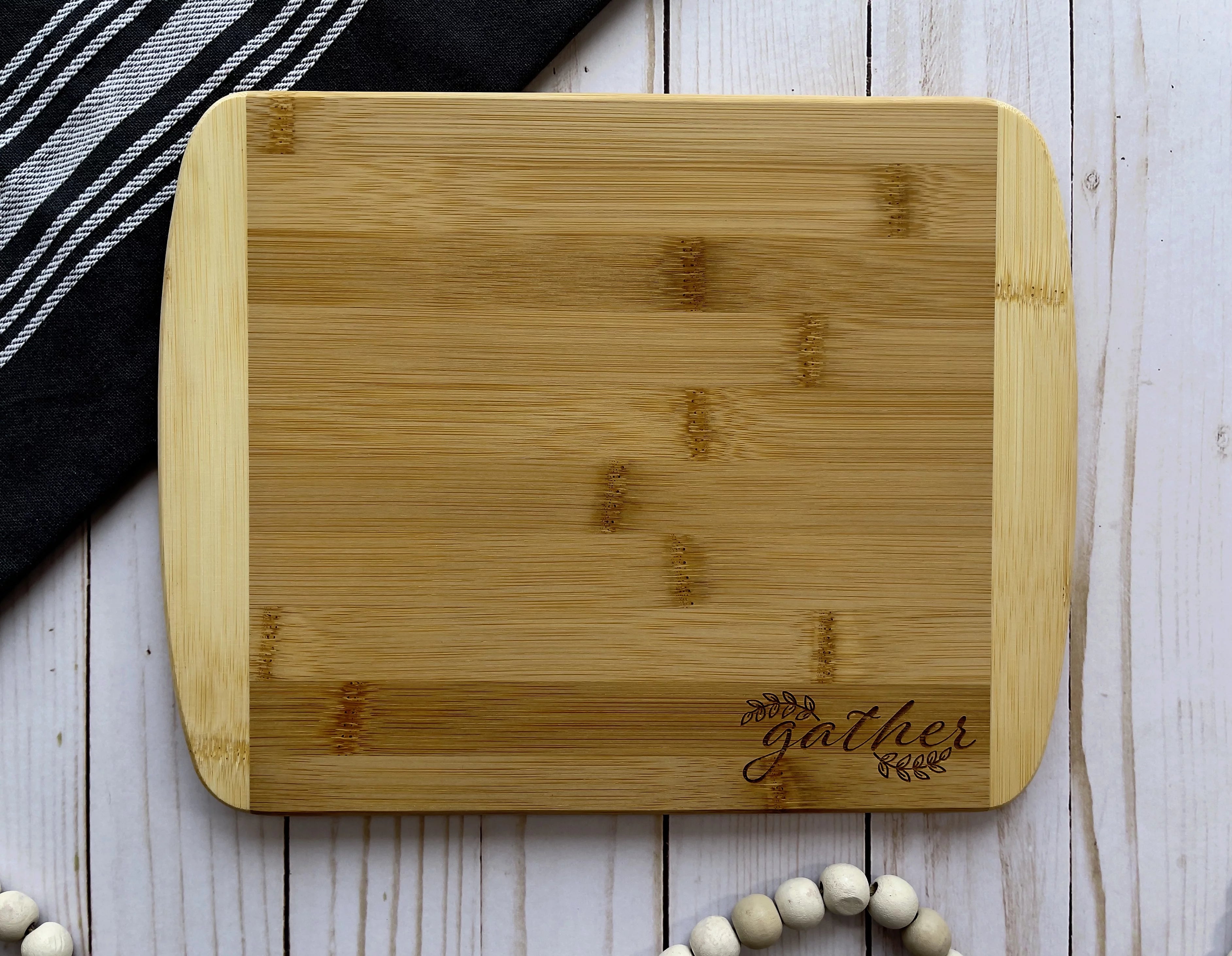 New Home Gift Basket with Cutting Board Spoons Candle Q328
