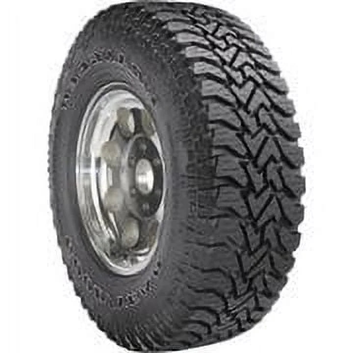 31X10.50R15LT All-Terrain Tire P168