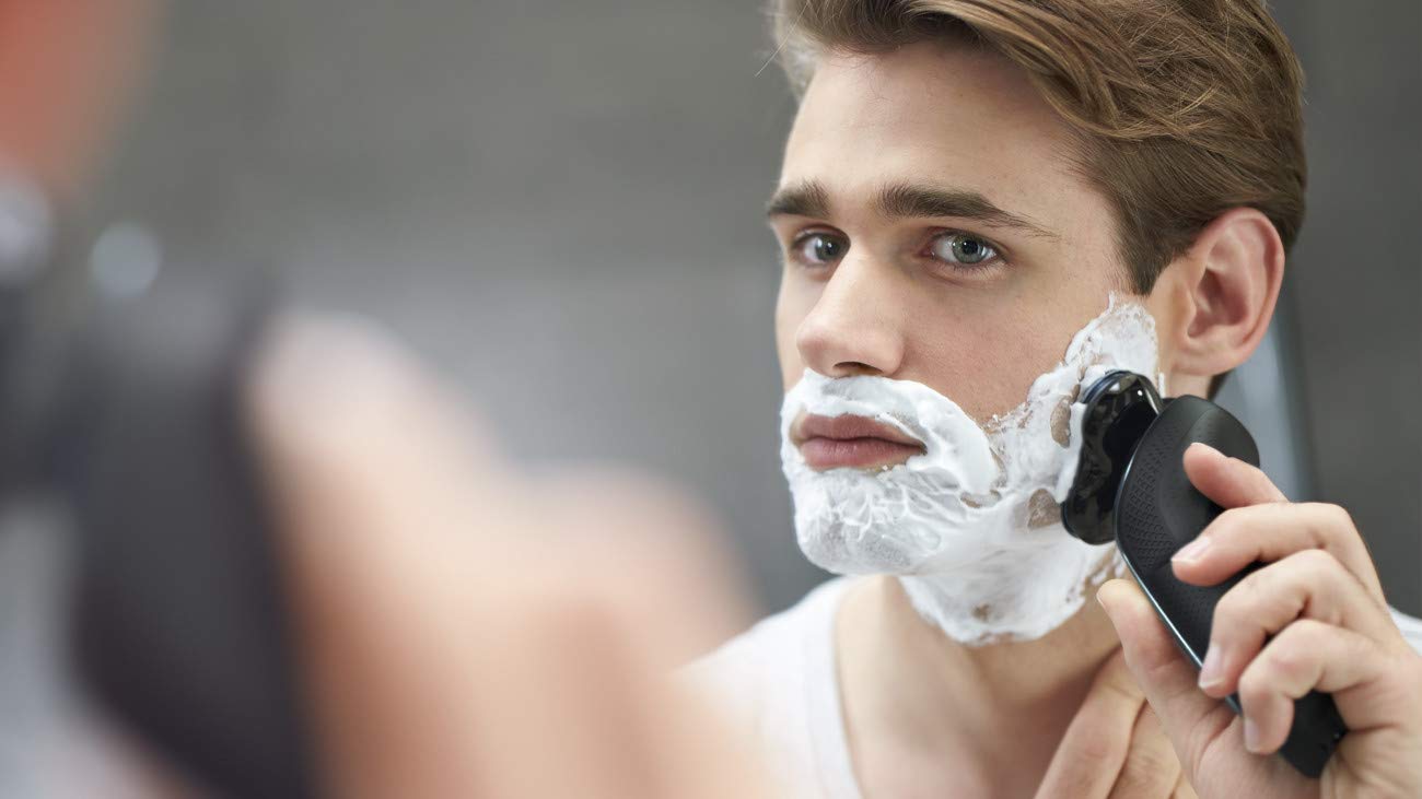 Cordless Mens Shaver with MultiFlex Heads and Charging Base I377