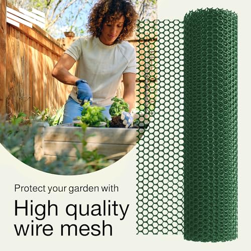 Green Plastic Wire Mesh Fence 15.7IN x 10FT Roll Y857495