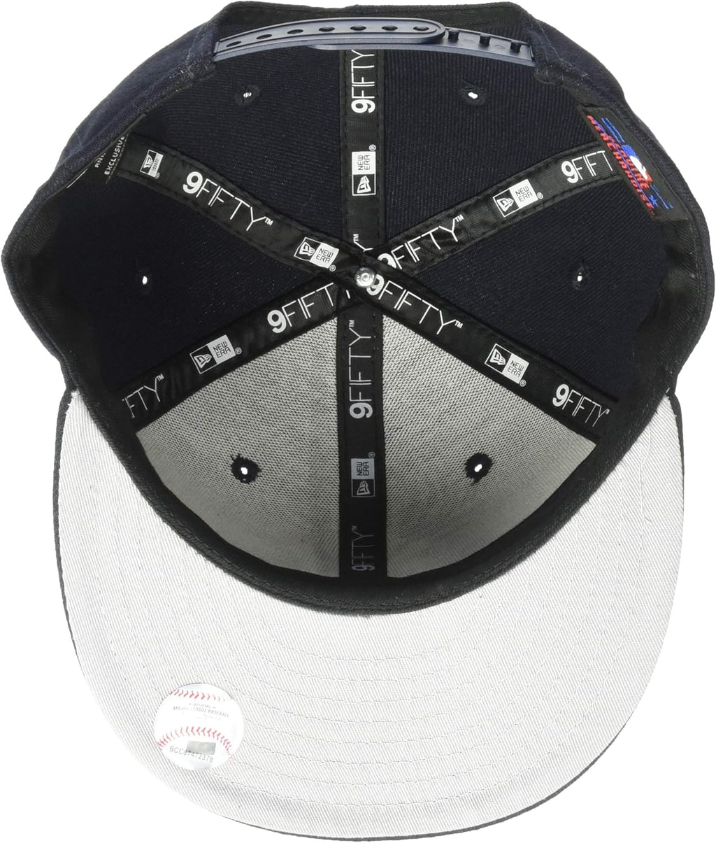 Navy Snapback Cap V14349