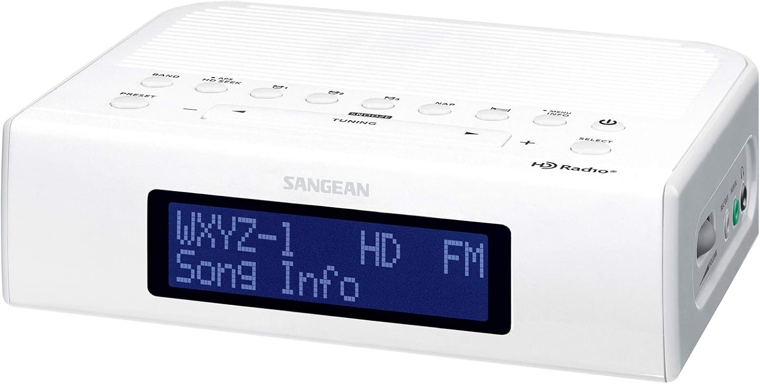 White Digital Tuning Clock Radio B149206