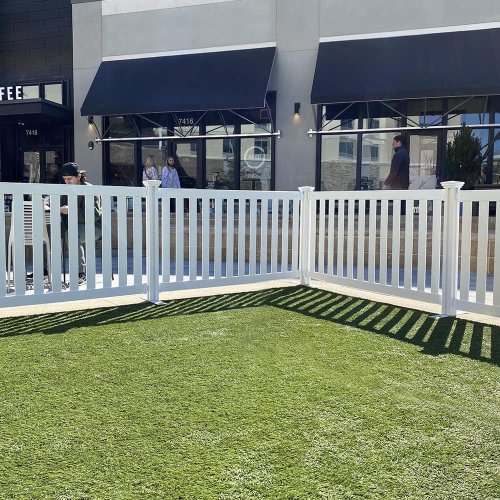 5.5' x 3' Portable Vinyl Fence Kit and 36" x 72" White Picket Fence Panel O7495