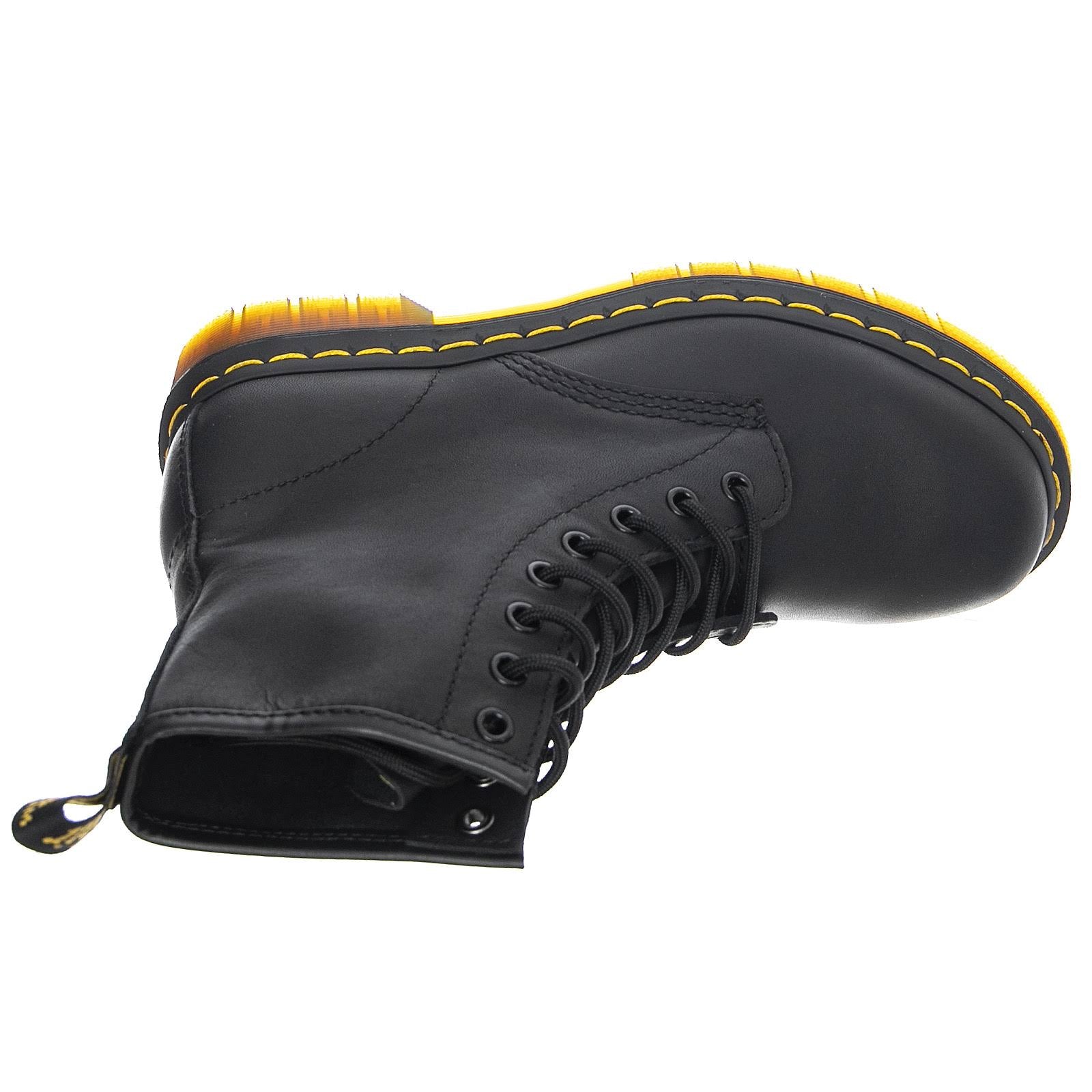 Greasy Black Boot K44631