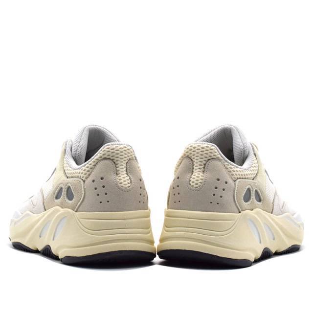 Mens Wave Runner 8.5 Shoes H87822