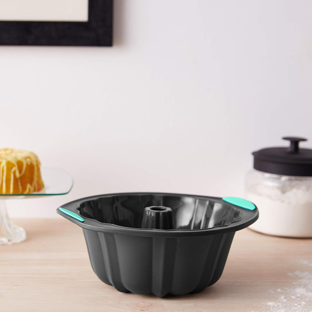 Structured Silicone Fluted Bundt Pan, 8 1/2 Cup, Grey & Mint E392750
