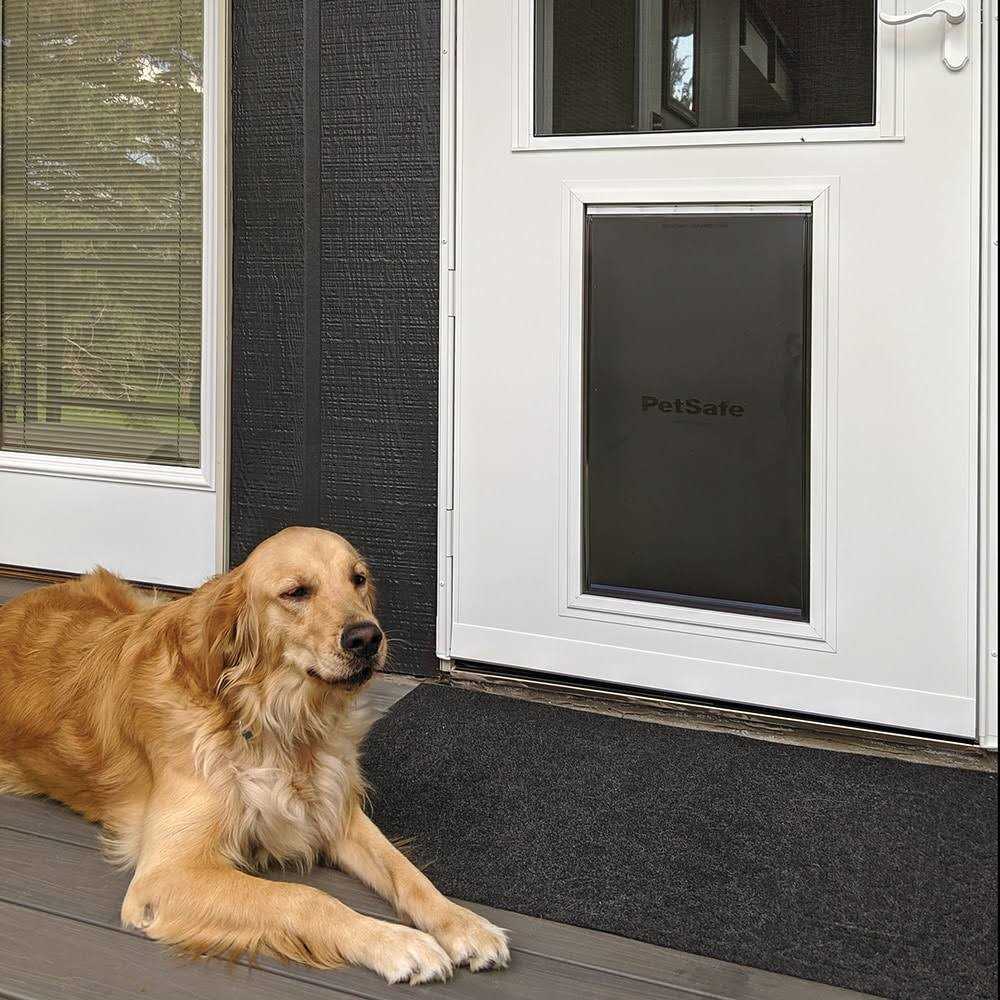 Pet Storm Door W92120