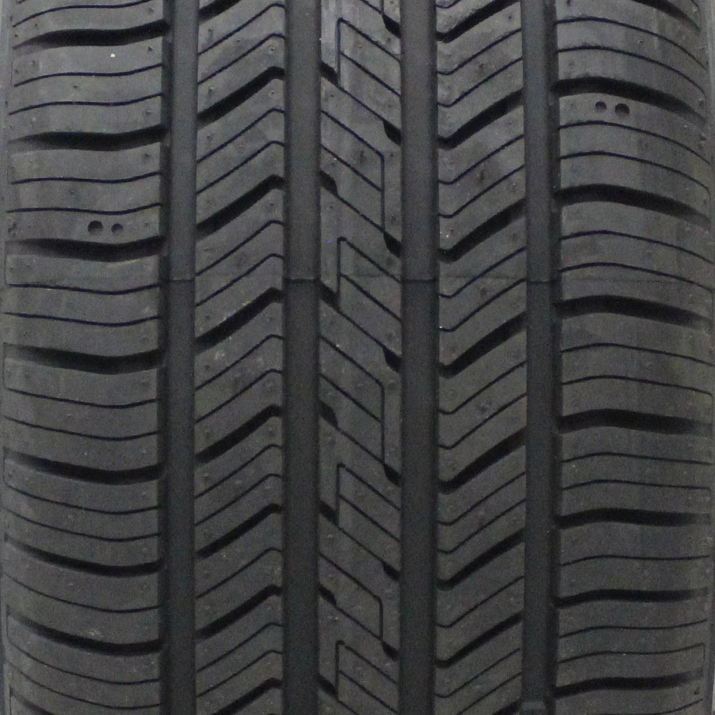 235/75R15 105T All-Season Tire E60380