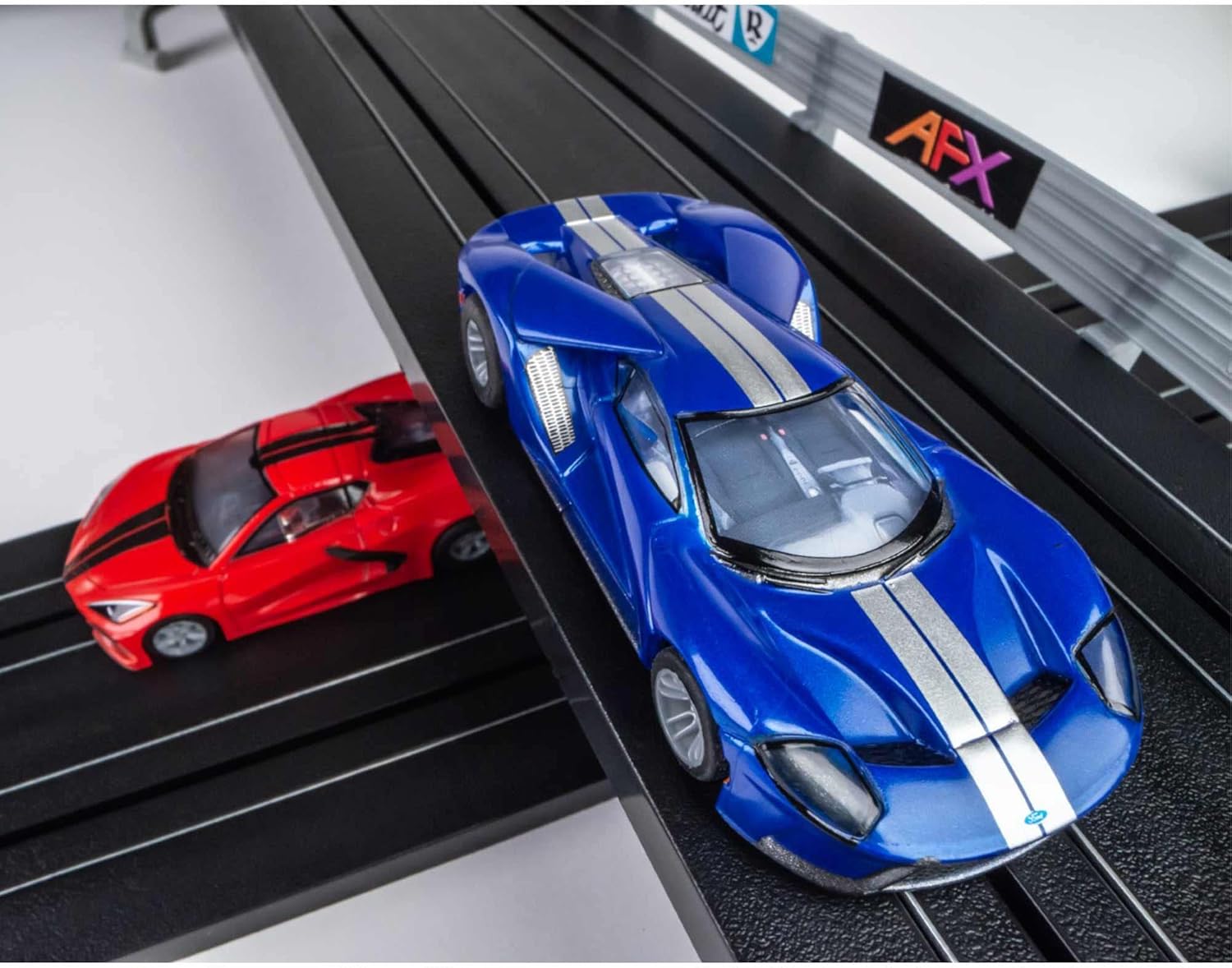 HO Slot Racing Car Track Set P9039