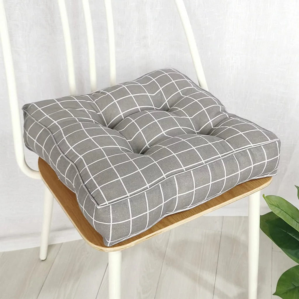 Gray Plaid 16" x 16" Square Floor Pillow K444074