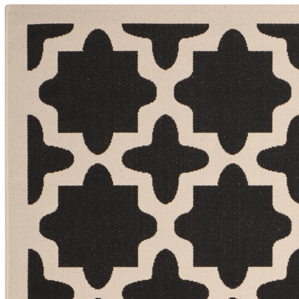 7'10" x 7'10" Square Black Beige Geometric Indoor Outdoor Area Rug V709096