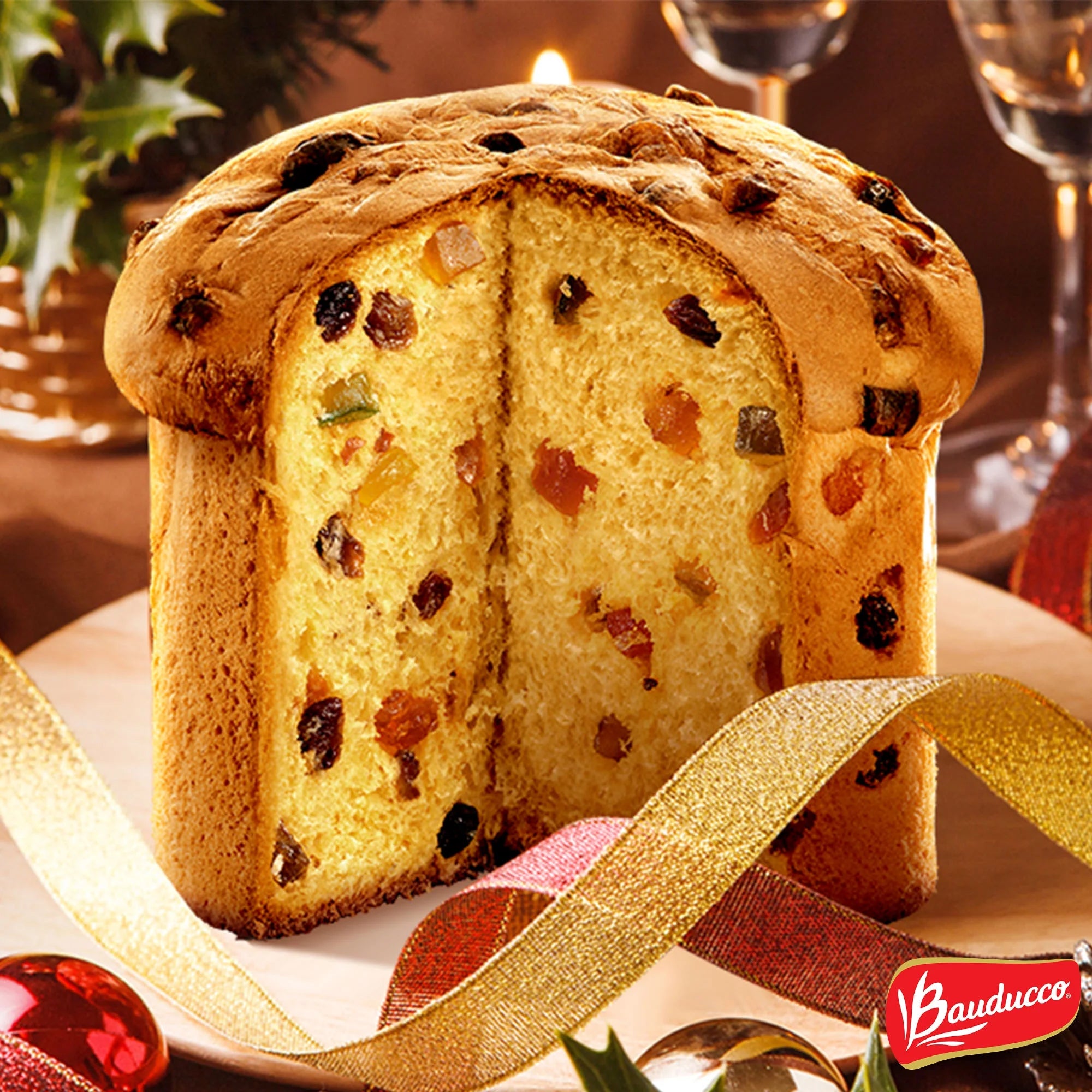 Traditional Holiday Cake 32.05 Oz X448